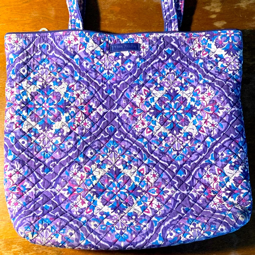 Purple Vera Bradley tote bag